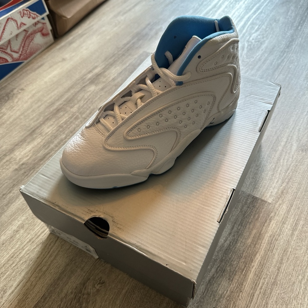 WMNS UNCs ( EXCELLENT CONDITION ✅ )